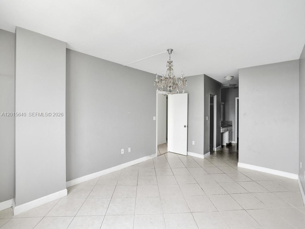 300 Bayview Dr , Unit 906, Sunny Isles Beach, FL 33160 Photo