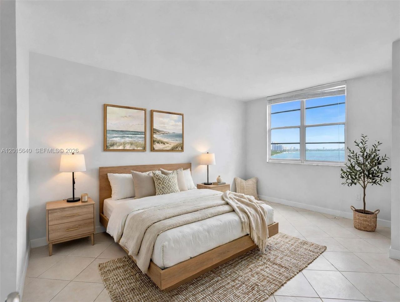 300 Bayview Dr, Unit 906, Sunny Isles Beach, FL 33160 Photo