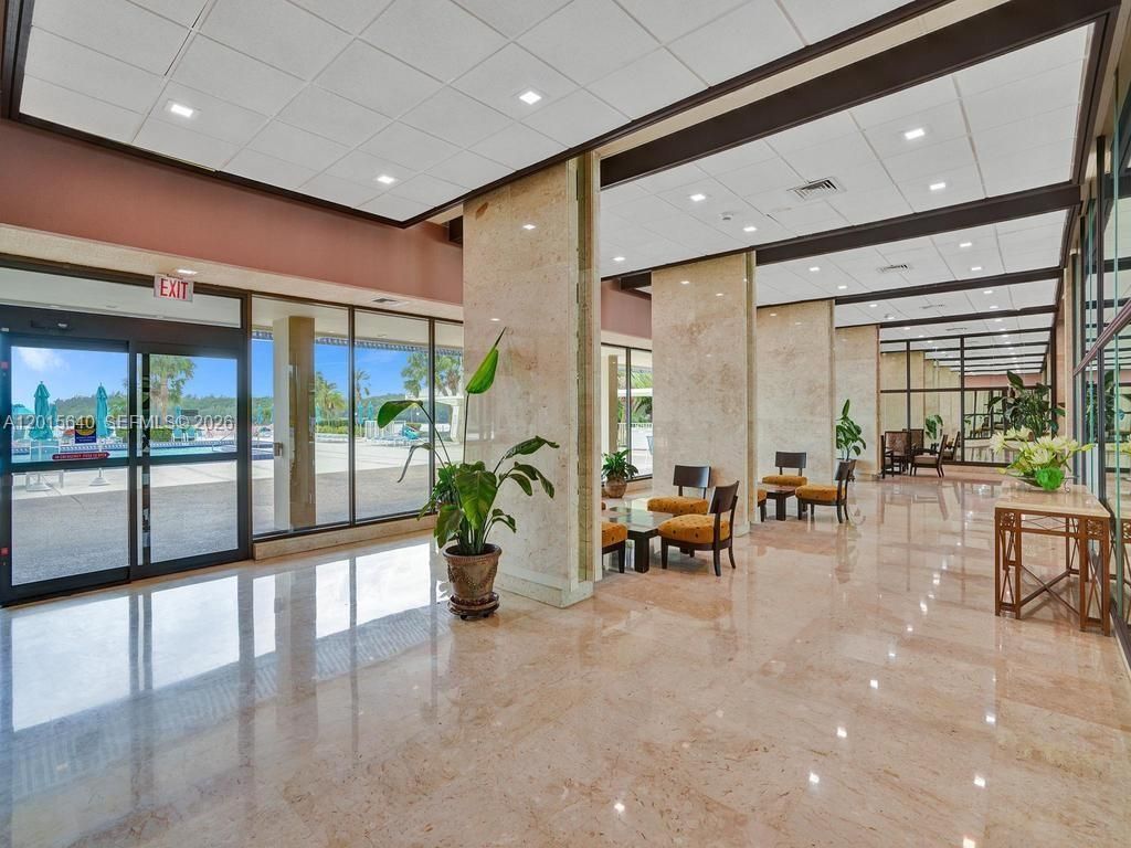 300 Bayview Dr , Unit 906, Sunny Isles Beach, FL 33160 Photo