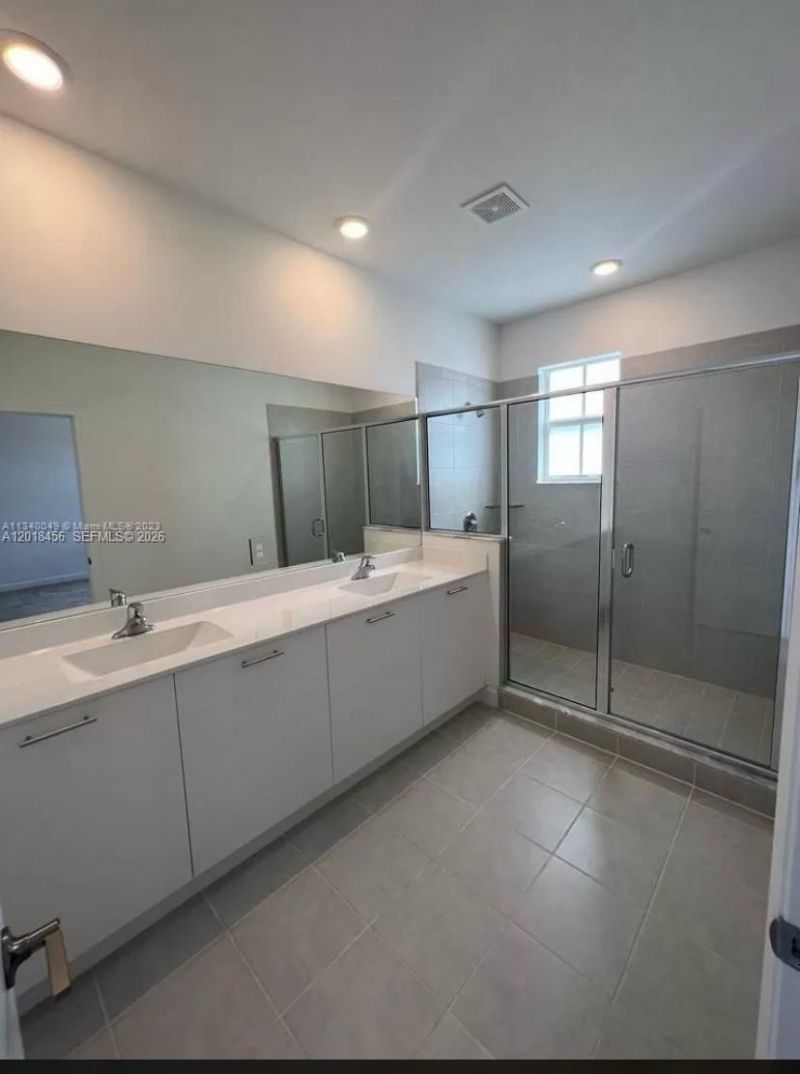 12645 NW 24th Ave , Miami, FL 33167 Photo