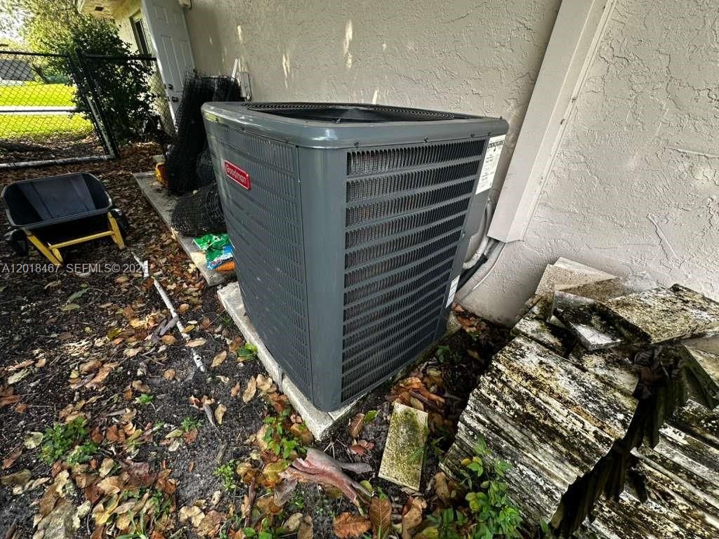 11901 NW 25th St, Plantation, FL 33323 Photo