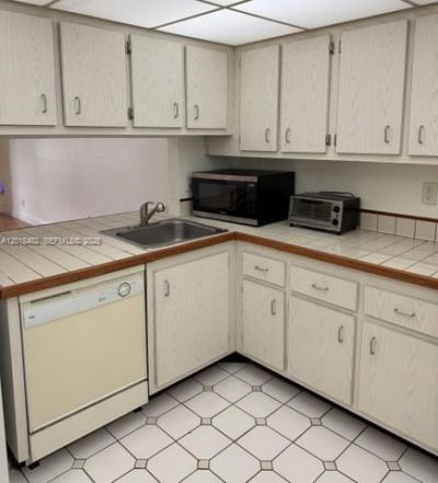 7815 Camino Real, Unit i417, Miami, FL 33143 Photo