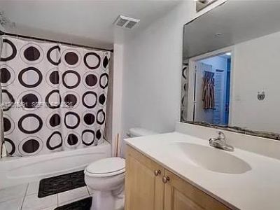 102 SW 6th Ave , Unit 405, Miami, FL 33130 Photo