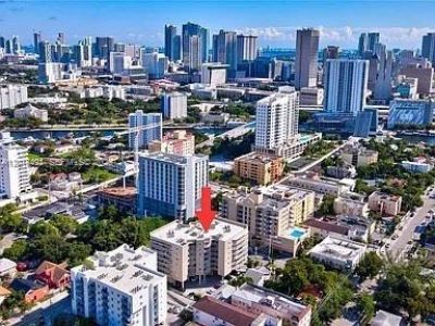 102 SW 6th Ave , Unit 405, Miami, FL 33130 Photo