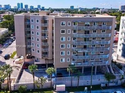 102 SW 6th Ave , Unit 405, Miami, FL 33130 Photo