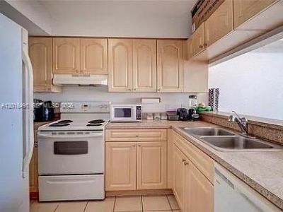 102 SW 6th Ave , Unit 405, Miami, FL 33130 Photo