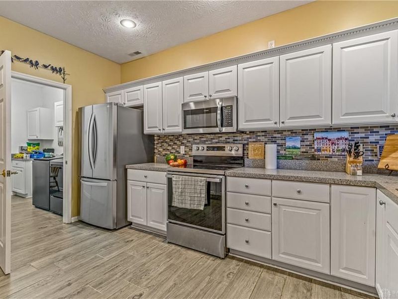 124 Abbey Drive, Springboro, OH 45066 Photo 10