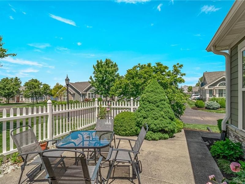 124 Abbey Drive, Springboro, OH 45066 Photo 5