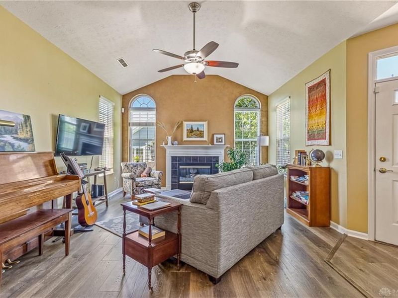 124 Abbey Drive, Springboro, OH 45066 Photo 6