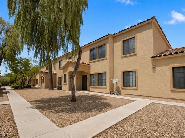 2101 Hussium Hills Street , Unit 207, Las Vegas, NV 89108