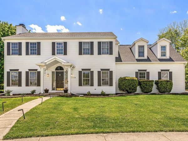 11704 Madison County Circle, Granger, IN 46530