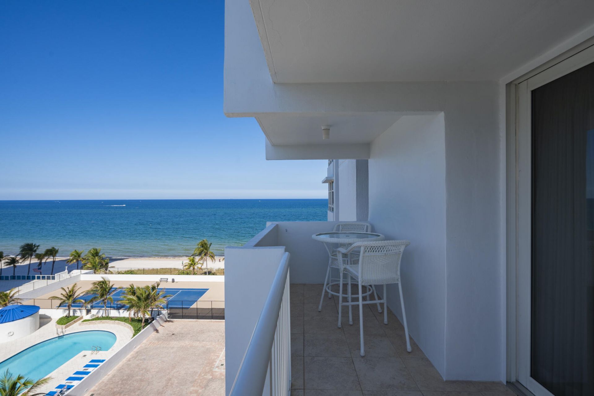1370 S Ocean Boulevard, Unit 905, Pompano Beach, FL 33062 Photo