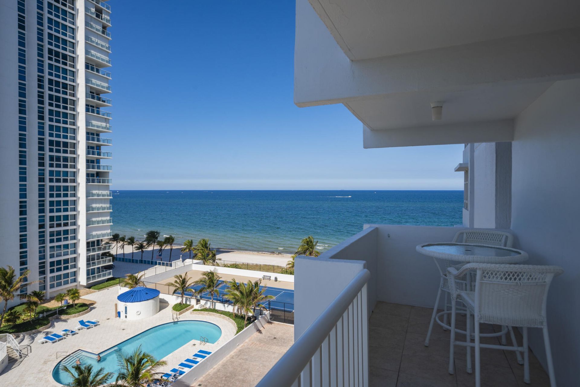 1370 S Ocean Boulevard, Unit 905, Pompano Beach, FL 33062 Photo