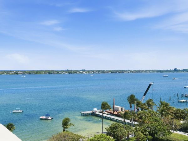 5600 N Flagler Drive, Unit 910, West Palm Beach, FL 33407