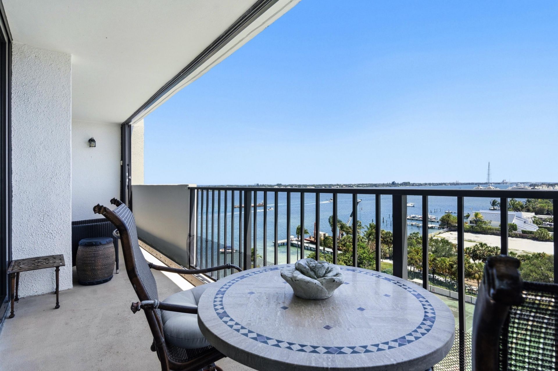 5600 N Flagler Drive, Unit 910, West Palm Beach, FL 33407 Photo