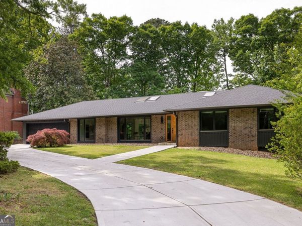 2673 Cosmos Drive NE, Atlanta, GA 30345
