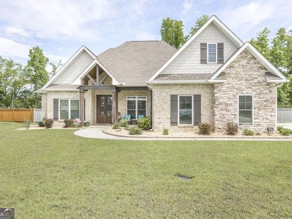 240 Flat Shoal Drive, Bonaire, GA 31005