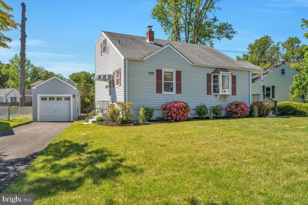4 Gere Terrace, Cherry Hill, NJ 08002 Main Photo