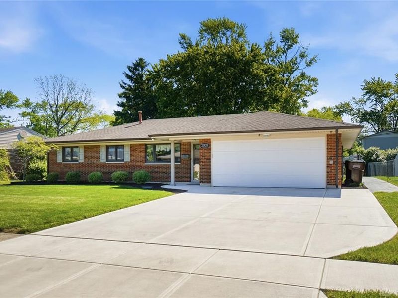 2002 Darrell Drive, Fairborn, OH 45324 Photo 1