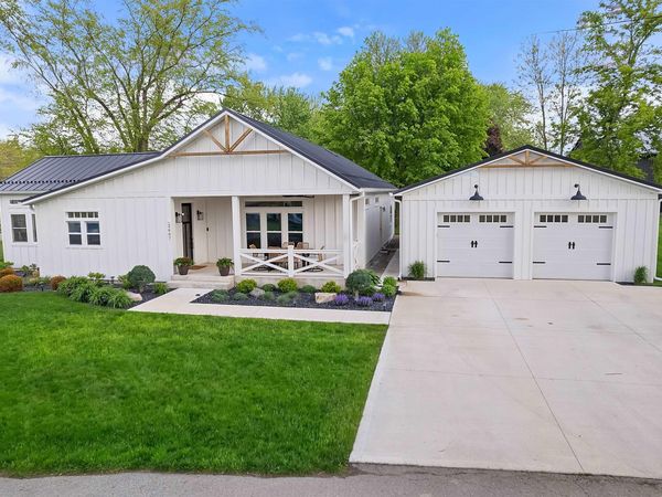 2607 Wolfs Point Drive, Rochester, IN 46975