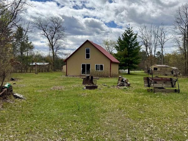 1496 17 Mile Road, Marion, MI 00000