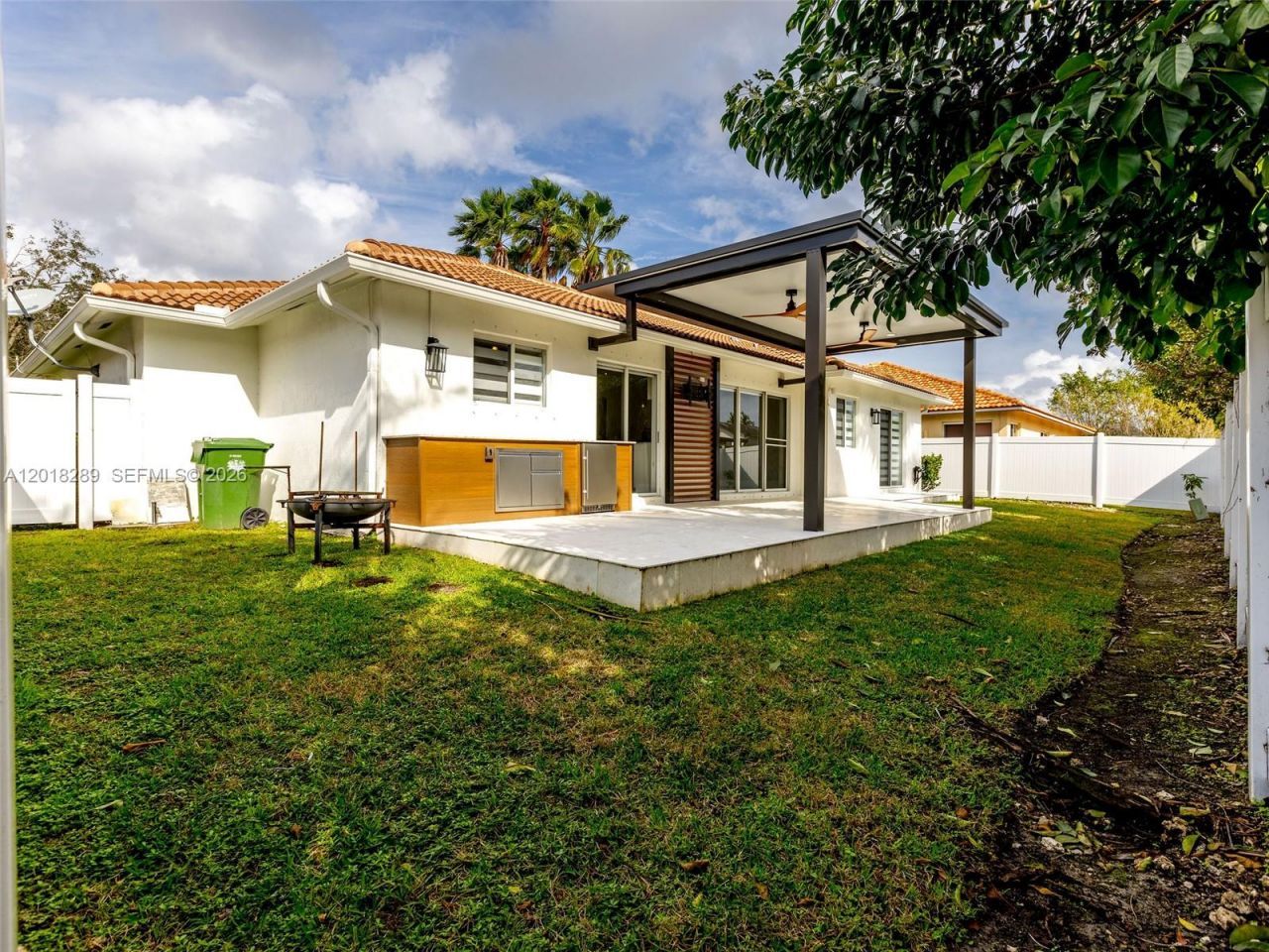 16894 Crestview Ln , Weston, FL 33326 Photo