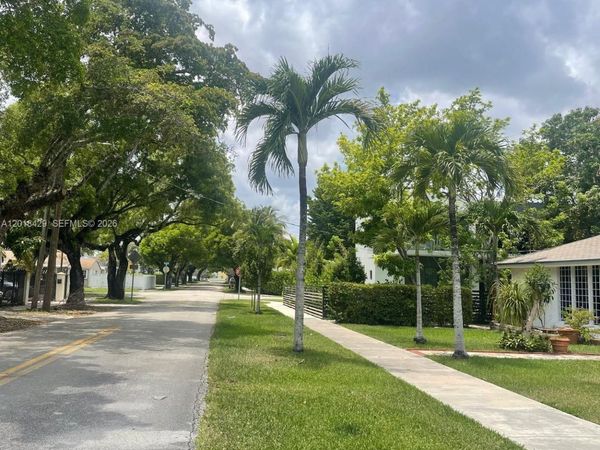 3531 SW 13th St, Unit A, Miami, FL 33145