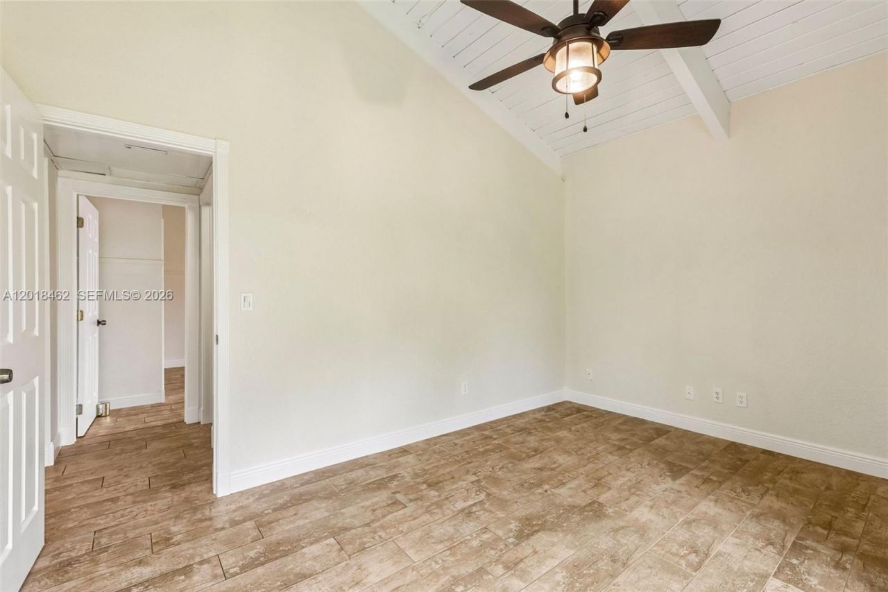 2731 S Parkview Dr, Hallandale Beach, FL 33009 Photo