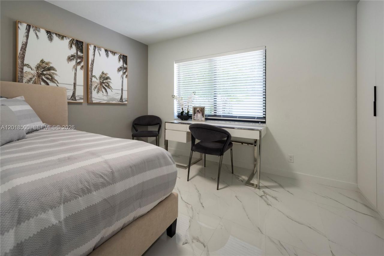 2308 SE 18 St , Fort Lauderdale, FL 33316 Photo