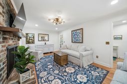 1244 Cornwallis Drive photo 4