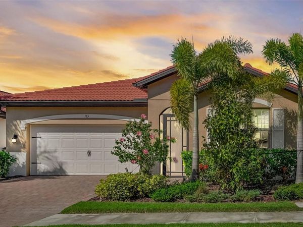 113 VINADIO BOULEVARD , NOKOMIS, FL 34275
