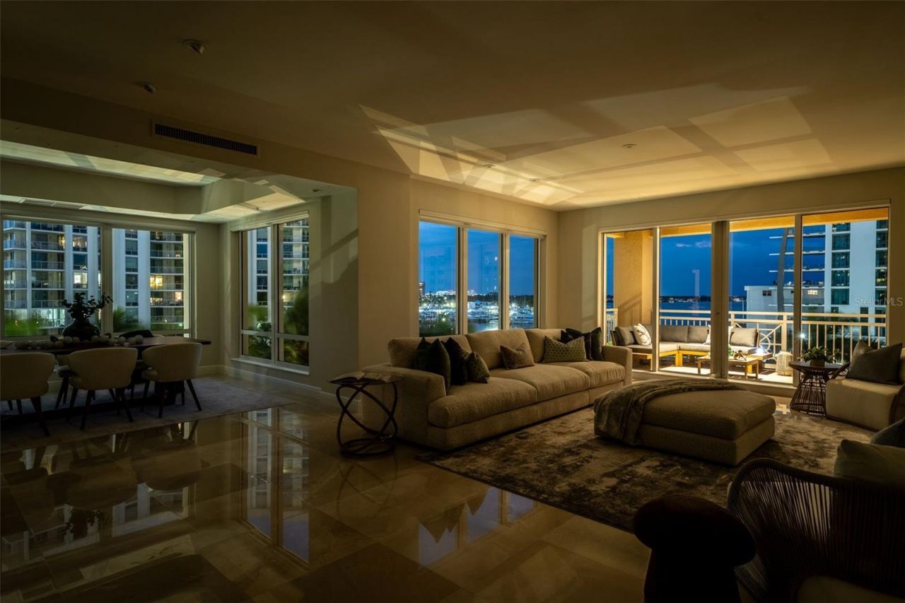 35 Watergate Drive, Unit 502, Sarasota, FL 34236 Photo