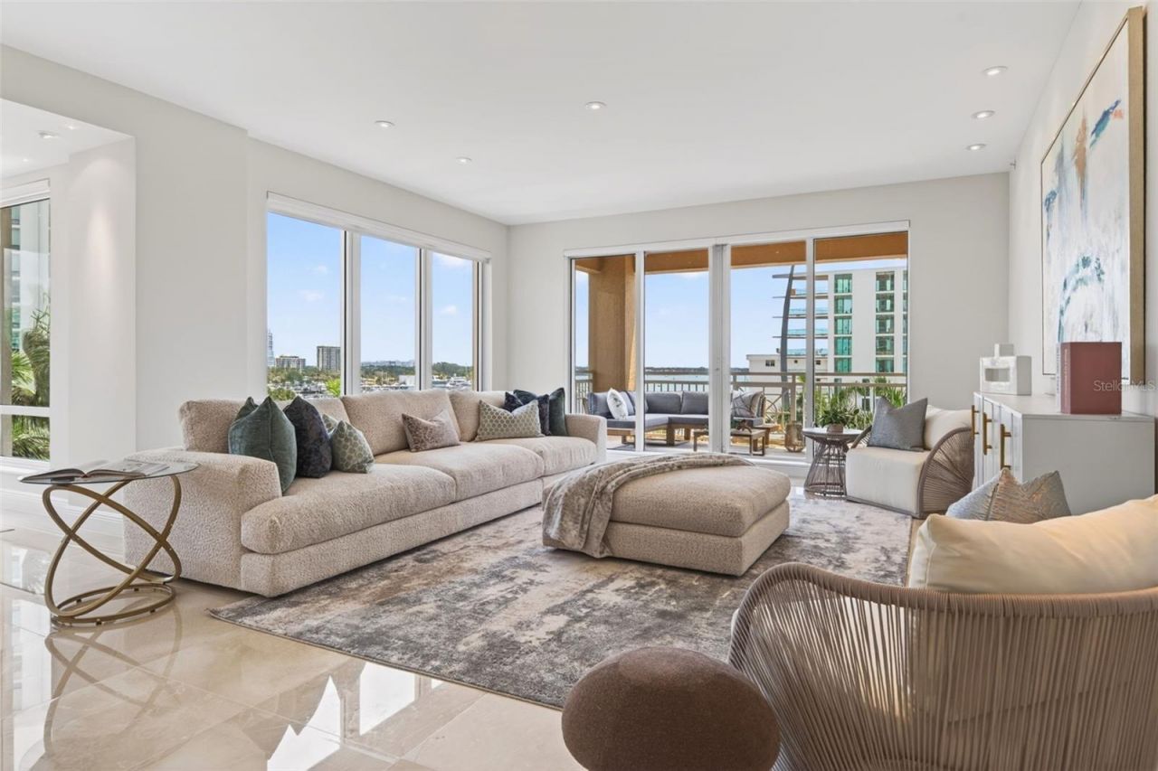 35 Watergate Drive, Unit 502, Sarasota, FL 34236 Photo