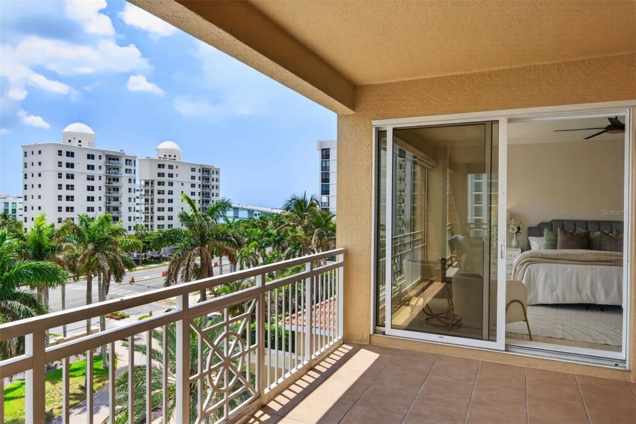 35 Watergate Drive, Unit 502, Sarasota, FL 34236 Photo