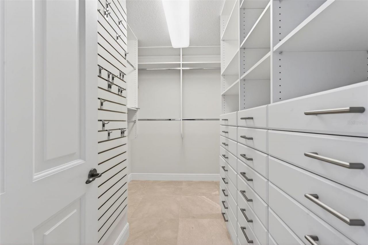 35 Watergate Drive, Unit 502, Sarasota, FL 34236 Photo