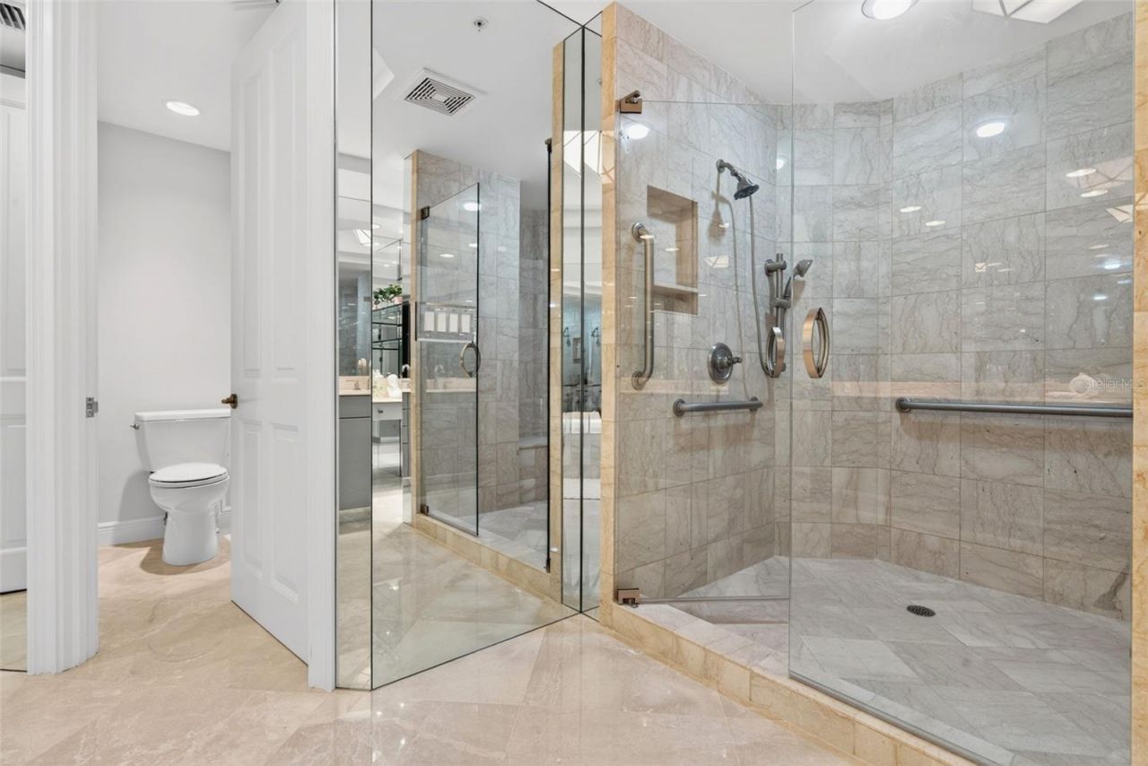35 Watergate Drive, Unit 502, Sarasota, FL 34236 Photo