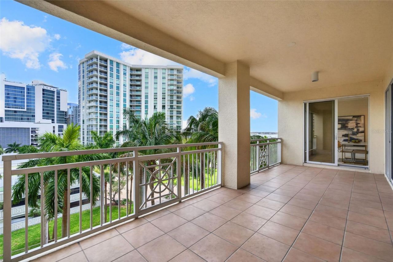 35 Watergate Drive, Unit 502, Sarasota, FL 34236 Photo