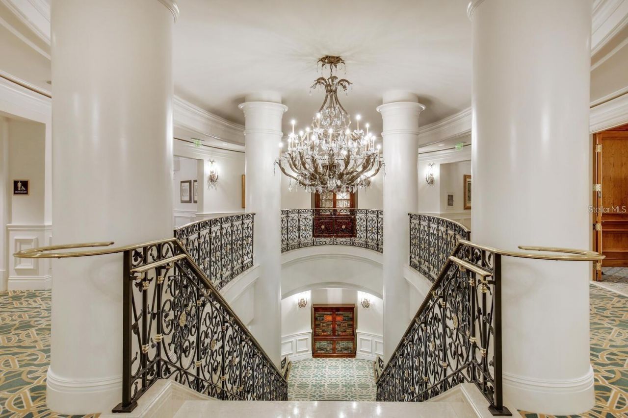 35 Watergate Drive, Unit 502, Sarasota, FL 34236 Photo