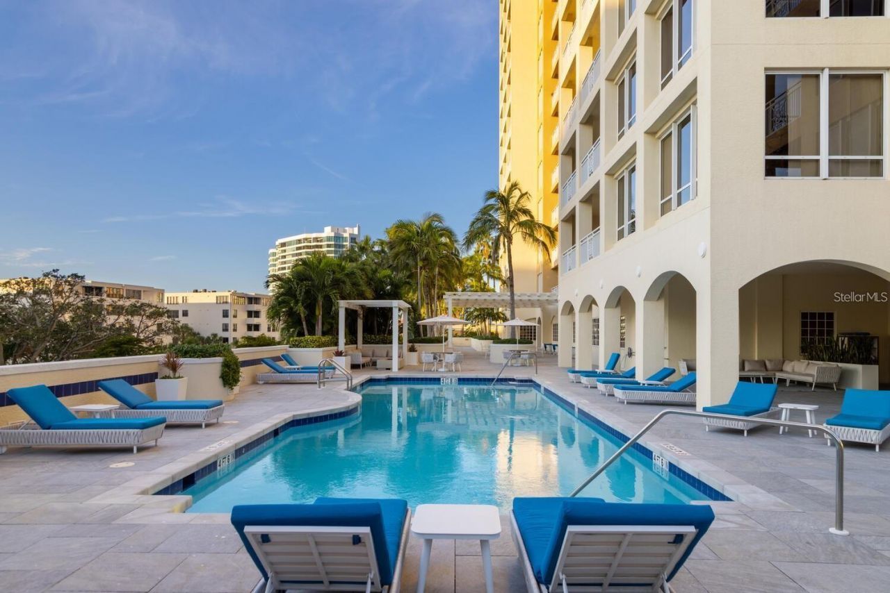 35 Watergate Drive, Unit 502, Sarasota, FL 34236 Photo