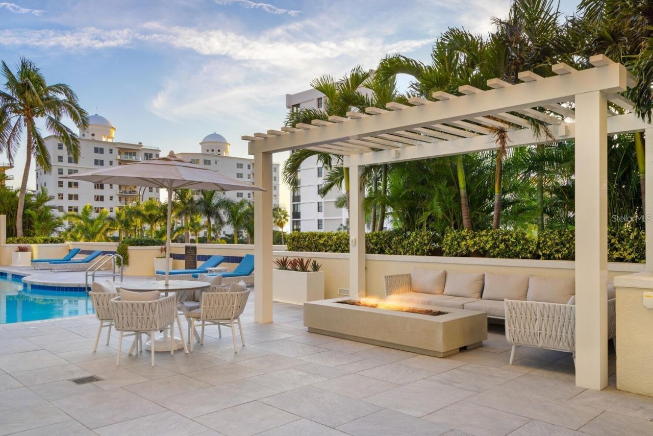 35 Watergate Drive, Unit 502, Sarasota, FL 34236 Photo