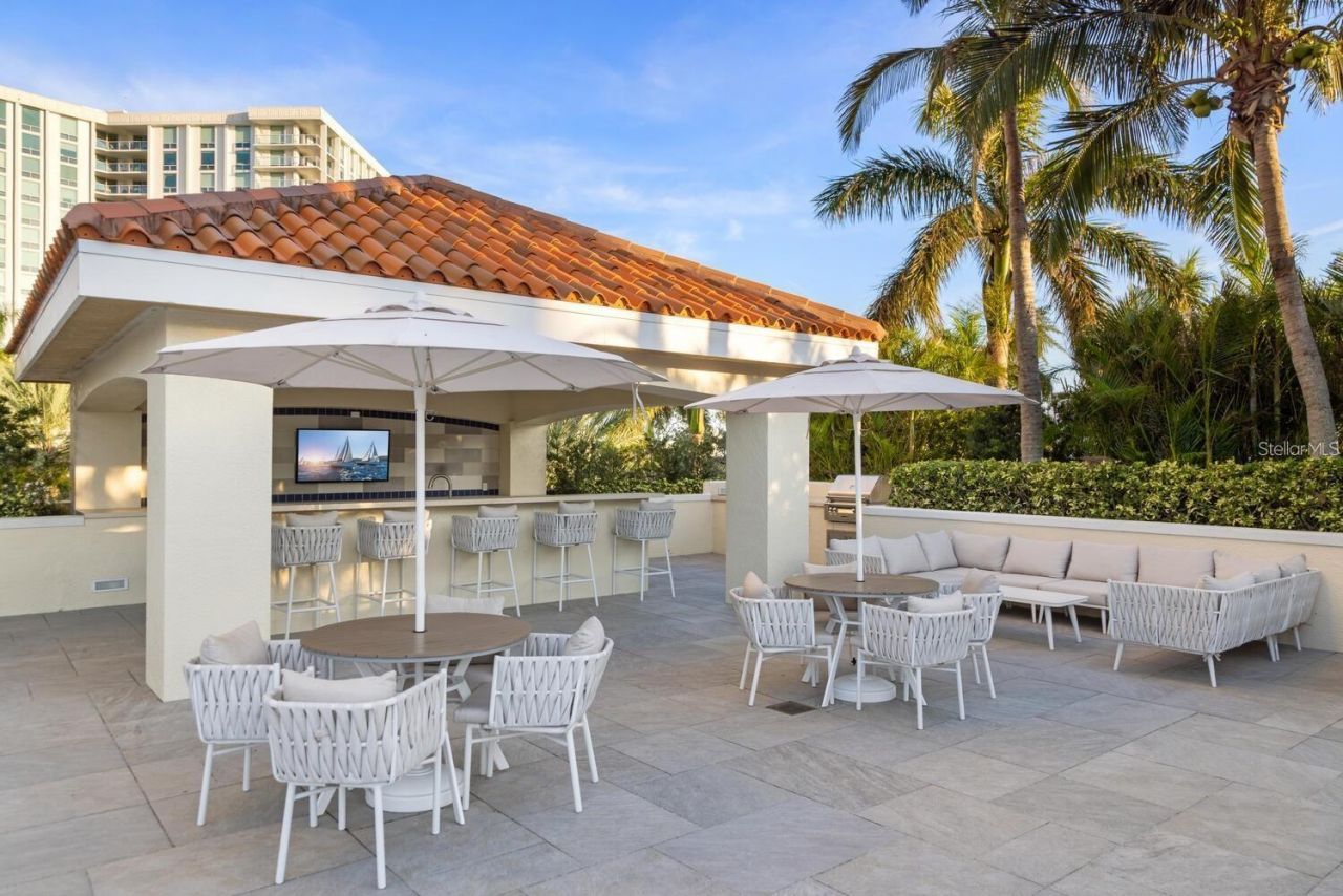 35 Watergate Drive, Unit 502, Sarasota, FL 34236 Photo
