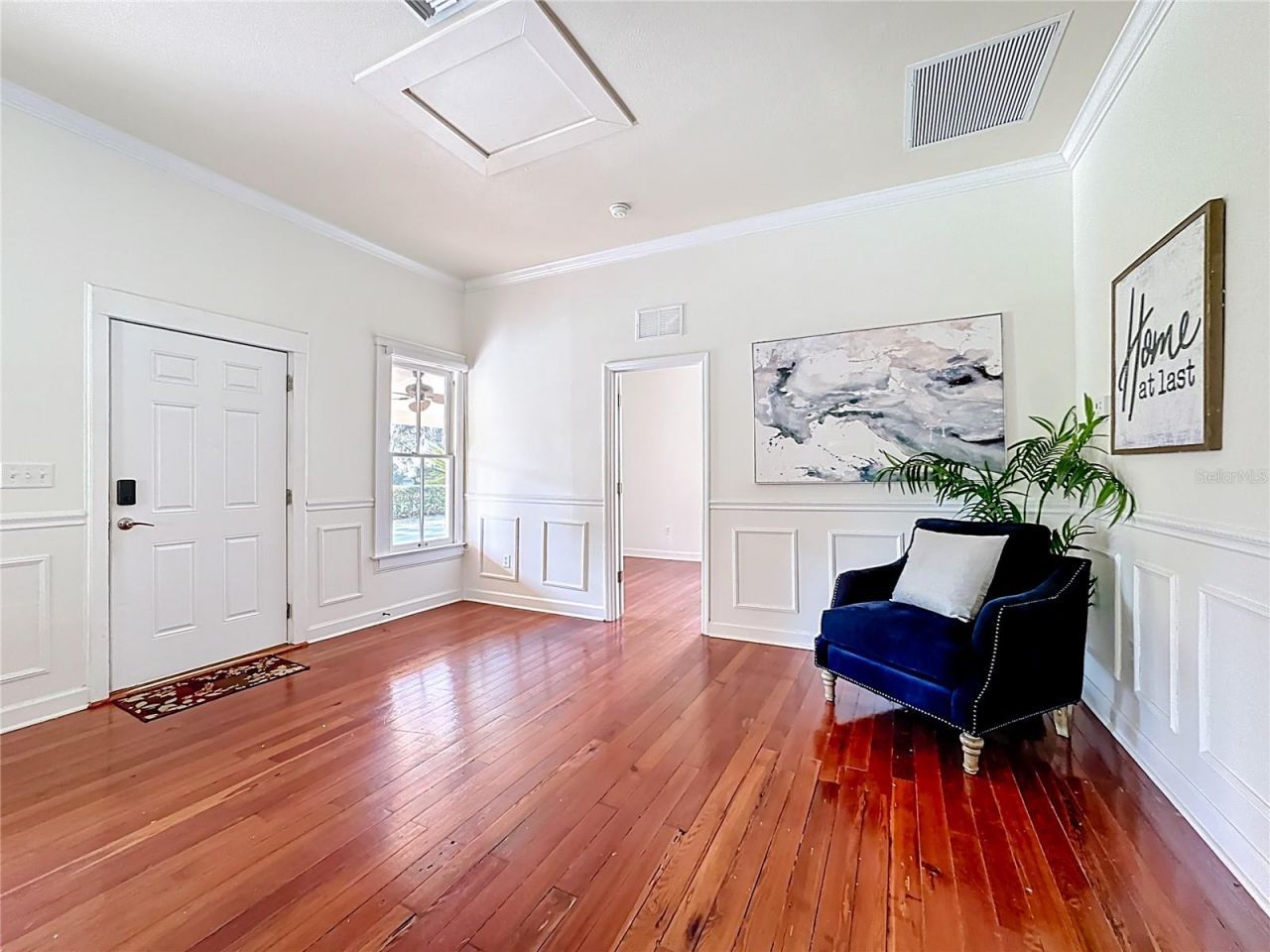1148 N Grandview Street, Mount Dora, FL 32757 Photo