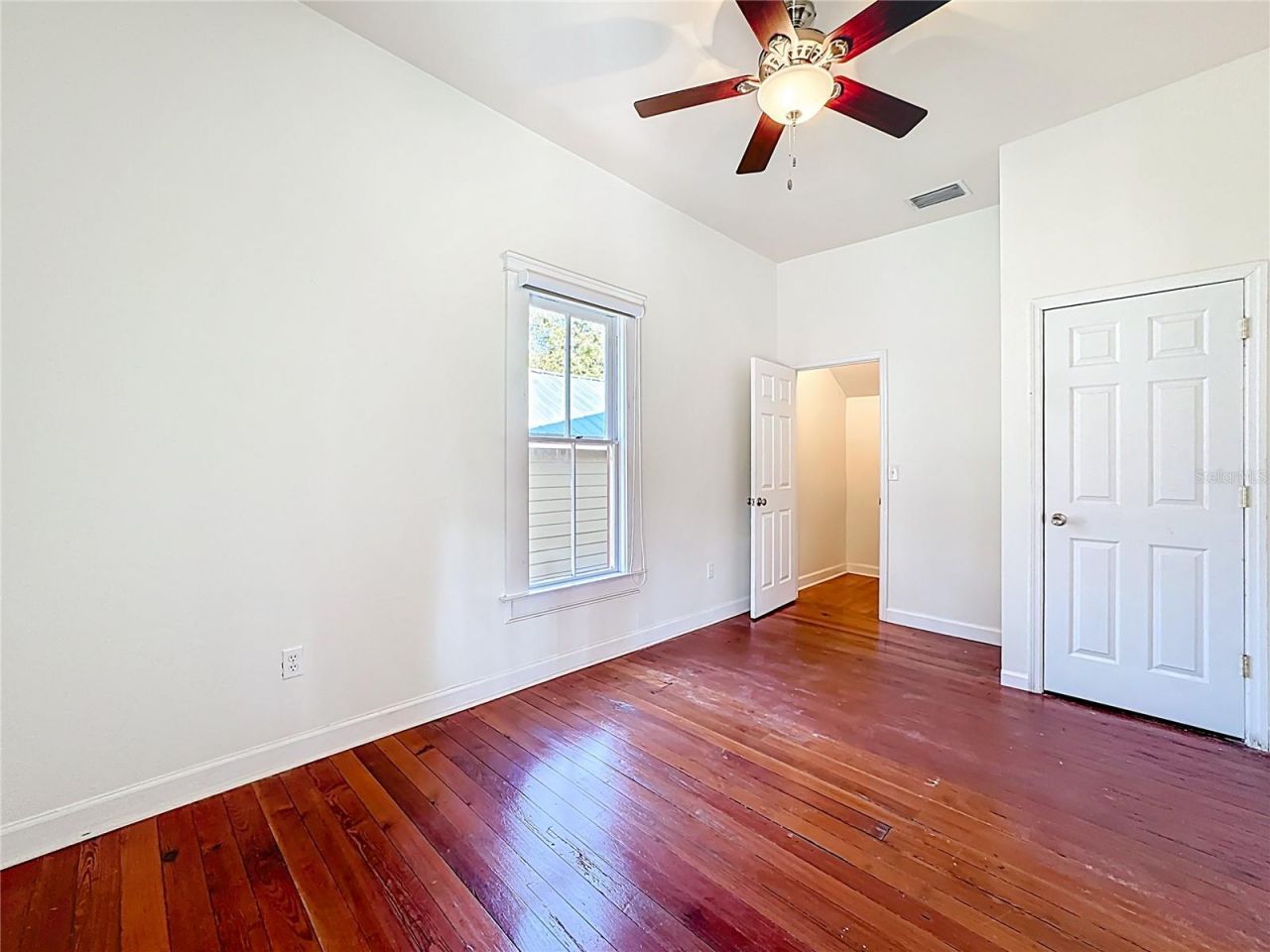 1148 N Grandview Street, Mount Dora, FL 32757 Photo