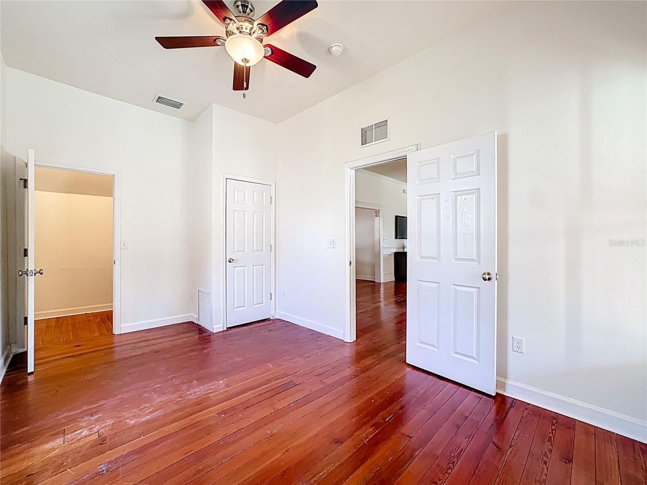 1148 N Grandview Street, Mount Dora, FL 32757 Photo