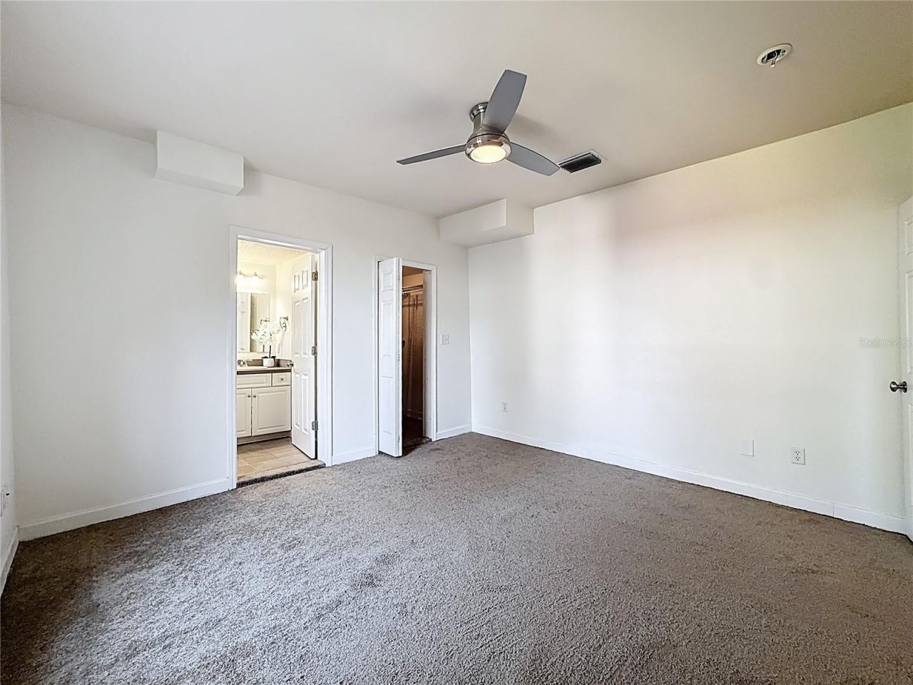 1148 N Grandview Street, Mount Dora, FL 32757 Photo