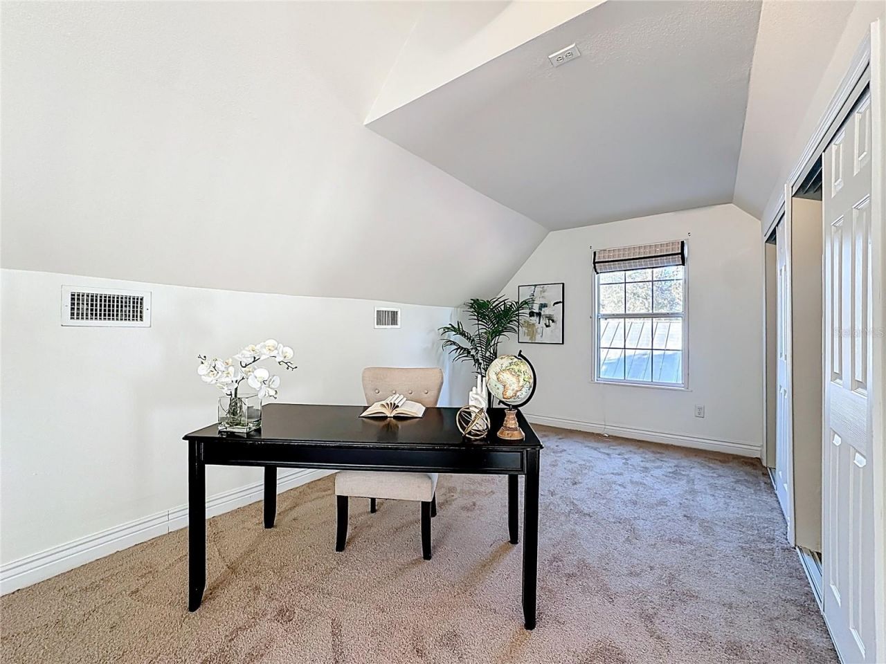 1148 N Grandview Street, Mount Dora, FL 32757 Photo