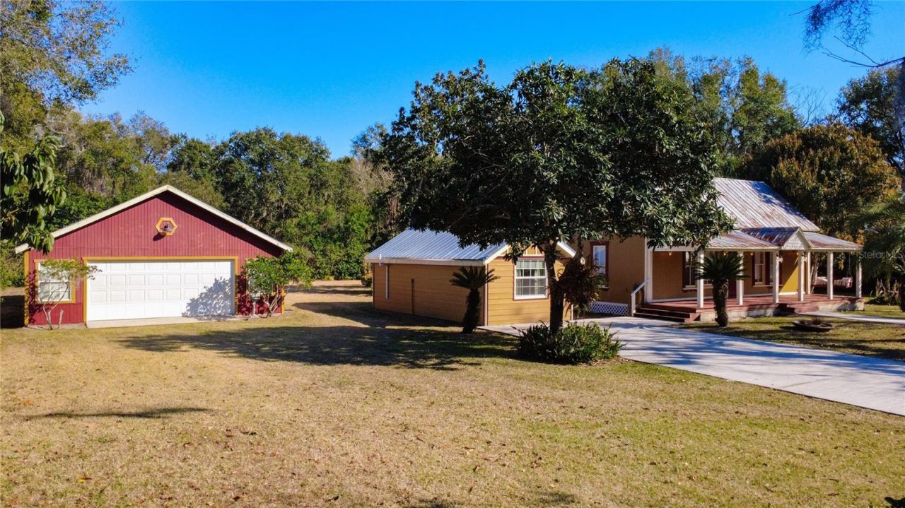 1148 N Grandview Street, Mount Dora, FL 32757 Photo