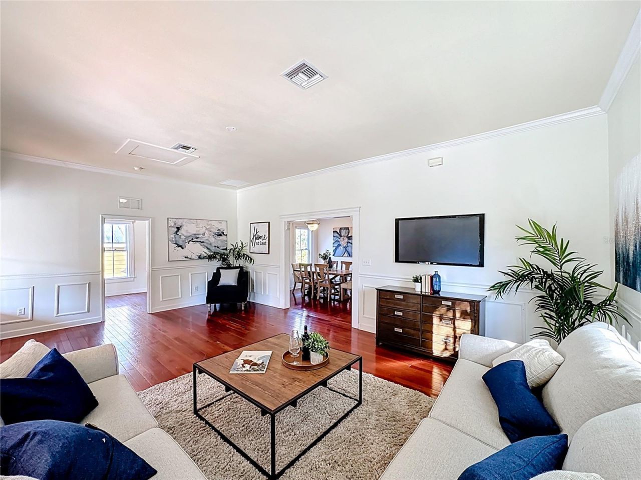 1148 N Grandview Street, Mount Dora, FL 32757 Photo