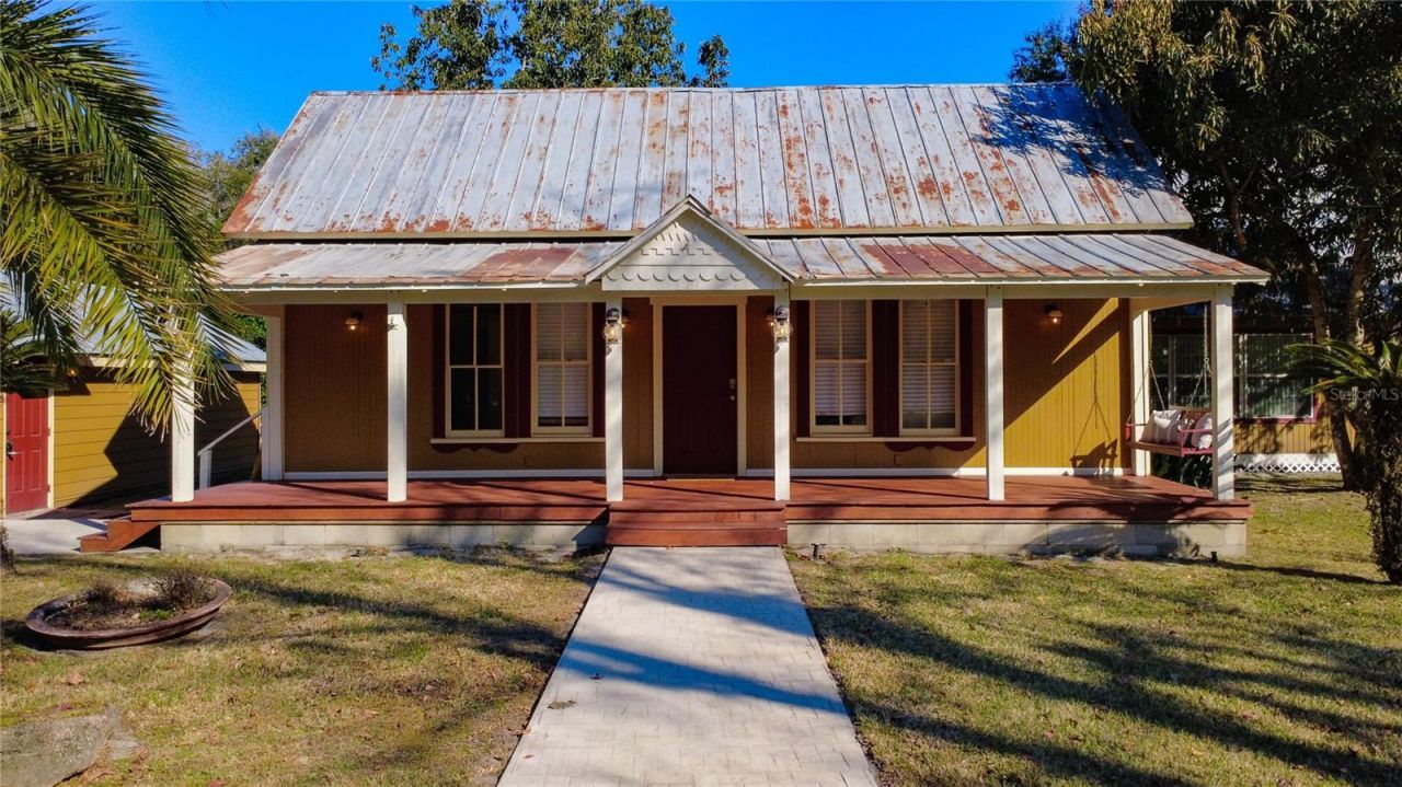 1148 N Grandview Street, Mount Dora, FL 32757 Photo
