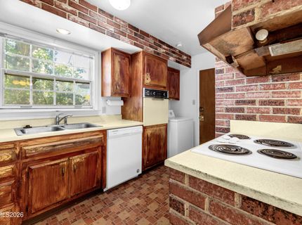 505 N Gregory Way, Sparks, NV 89431 Photo